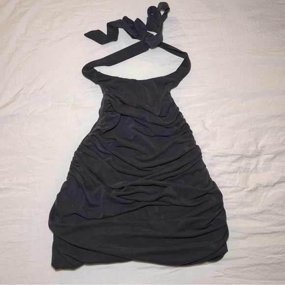 Silence + Noise Open Back Ruched Halter Top - Picture 1 of 5